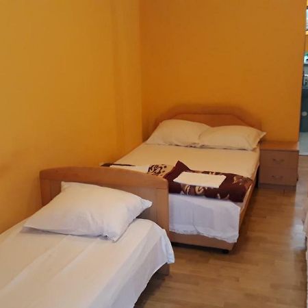 Vila Ruska Prčanj 外观 照片
